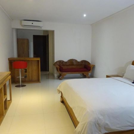 Soraya Apartment Seminyak Esterno foto