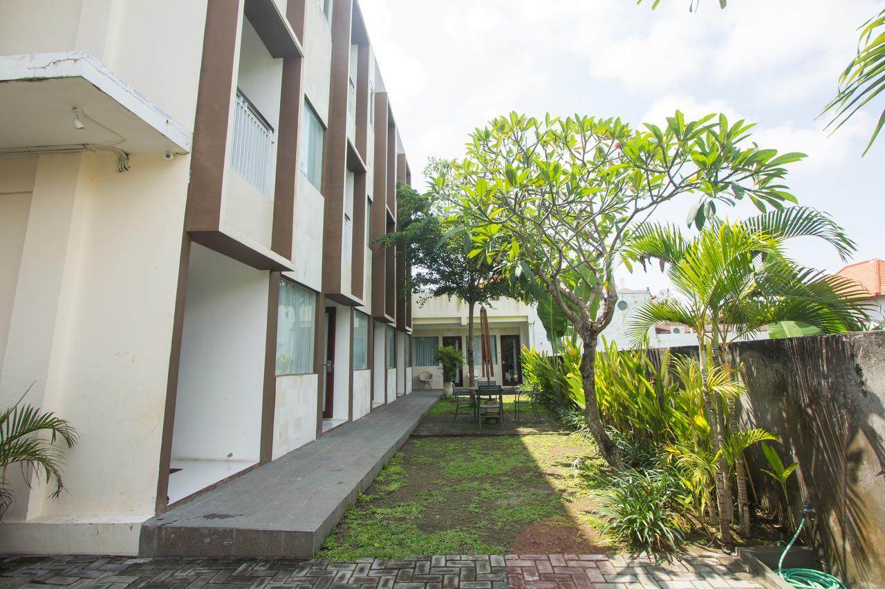 Soraya Apartment Seminyak Esterno foto