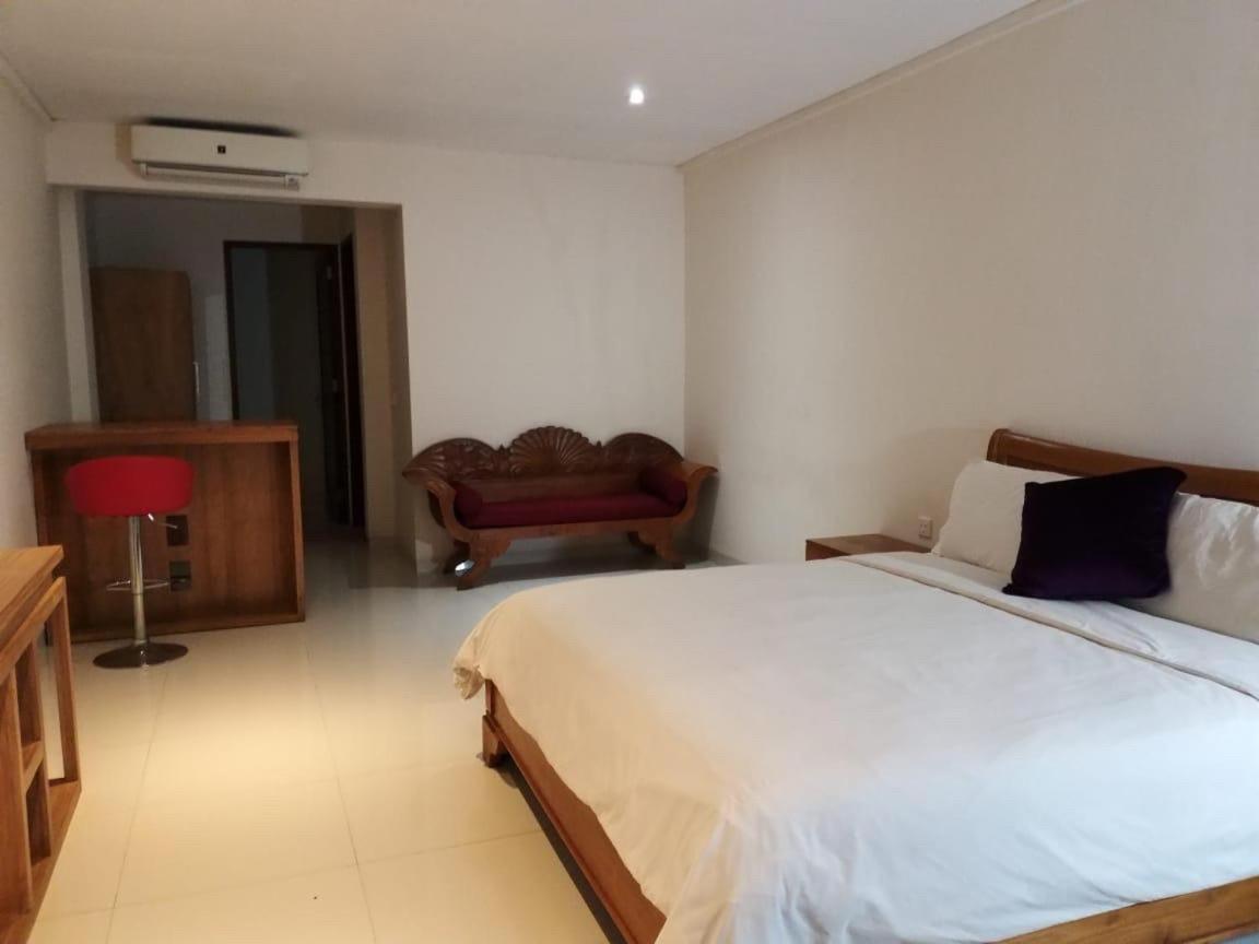 Soraya Apartment Seminyak Esterno foto